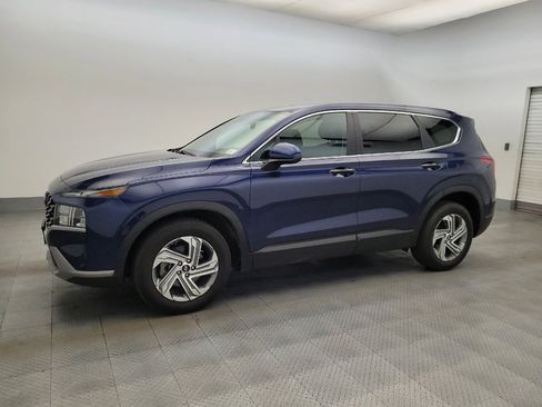 Used 2022 Hyundai Santa Fe SE FWD image 2