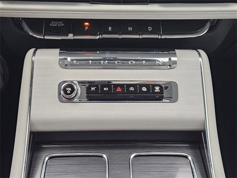 New 2026 Lincoln Aviator Reserve w/ Luxury Package image 18