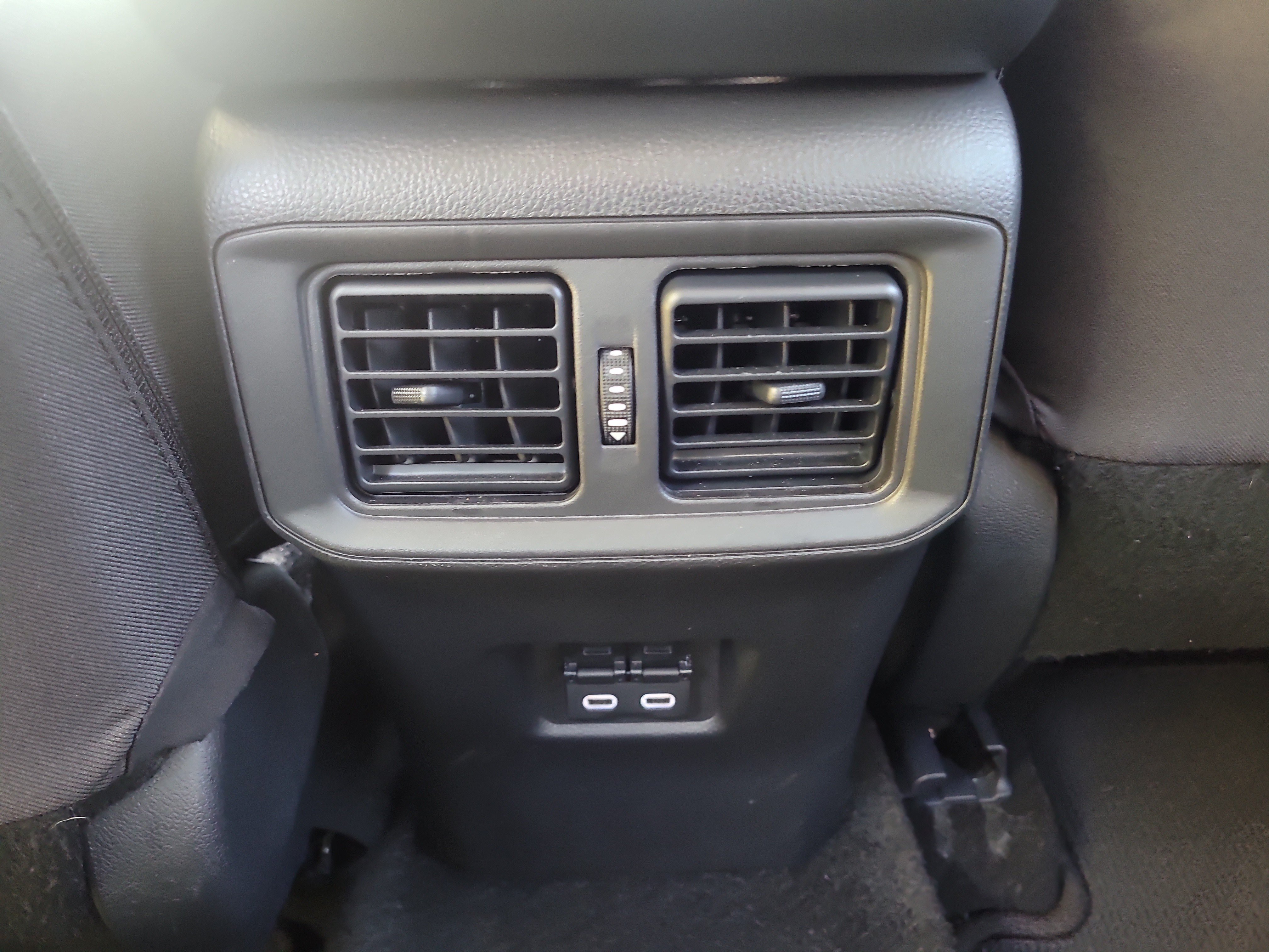 Certified 2025 Toyota RAV4 XLE w/ Convenience Package FWD image 17
