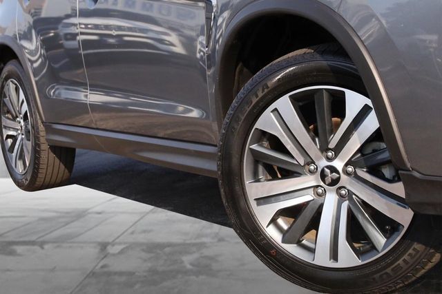 Used 2024 Mitsubishi Outlander Sport SE AWD/4WD image 3