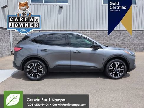 Used 2022 Ford Escape SE w/ SE Sport Appearance Package AWD/4WD image 2