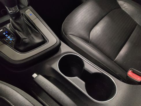 Used 2017 Hyundai Elantra Limited w/ Limited Ultimate Package 05 image 26