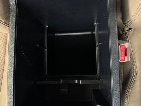 Used 2020 Toyota 4Runner Limited image 25