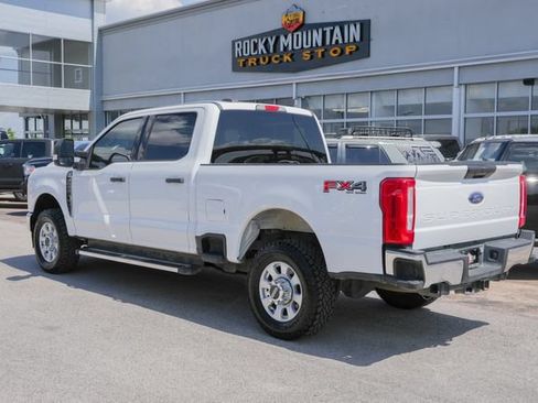 Used 2023 Ford F250 XLT w/ FX4 Off-Road Package AWD/4WD image 12