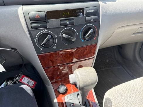 Used 2003 Toyota Corolla LE FWD image 20