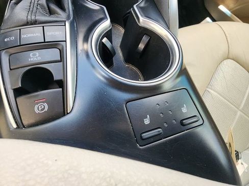 Used 2018 Toyota Camry XLE w/ Driver Assist Package FWD image 29