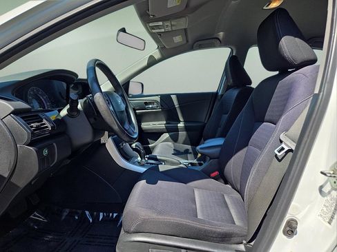 Used 2015 Honda Accord Sport image 11