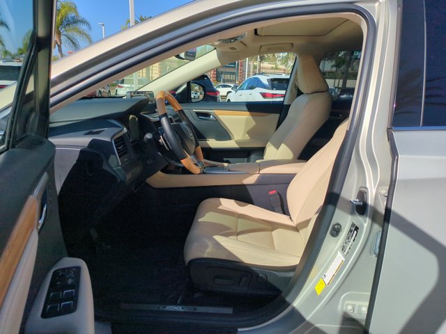 Used 2021 Lexus RX 350L FWD w/ Premium Package image 11