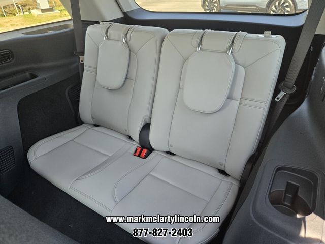 New 2026 Lincoln Aviator 2WD image 9