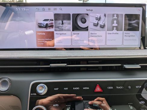 New 2026 Genesis GV80 2.5T Advanced image 22