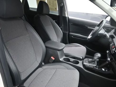 Used 2025 Kia Seltos S FWD image 27