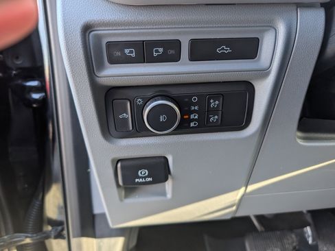 Used 2022 Ford F150 XLT w/ Equipment Group 302A High image 17