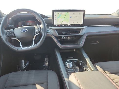 Used 2025 Ford Explorer ST-Line image 12