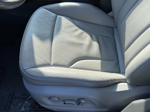 Used 2017 Audi Q5 2.0T Premium Plus w/ Technology Package image 24