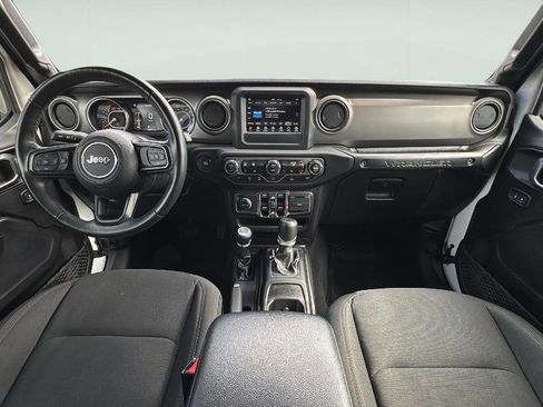 Used 2021 Jeep Wrangler Unlimited Sport image 2
