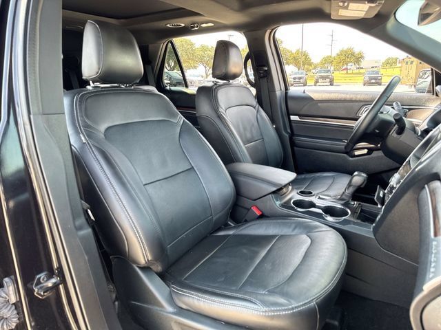 Used 2019 Ford Explorer Limited w/ Class III Trailer Tow Package FWD image 26