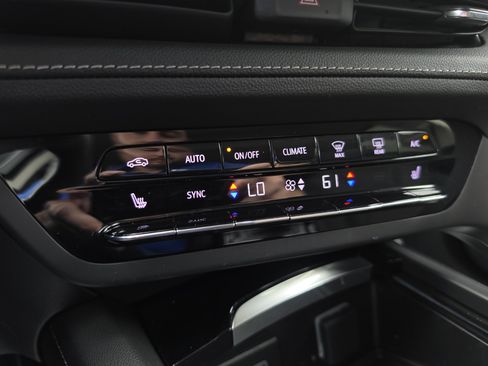 Used 2023 Buick Envision Preferred w/ Sport Touring Package AWD/4WD image 30