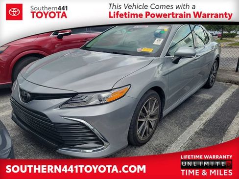 Used 2023 Toyota Camry XLE FWD image 1