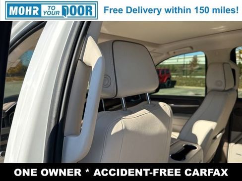 Used 2021 GMC Yukon Denali w/ Denali Premium Package image 34