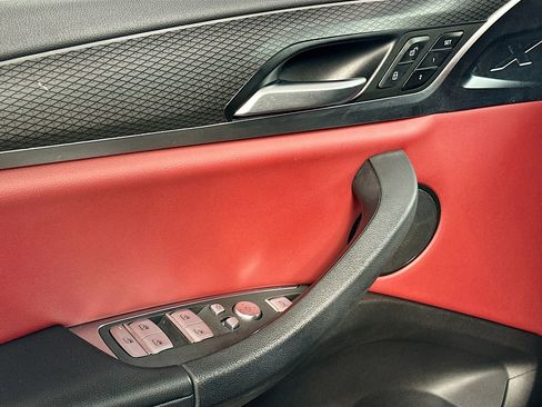 Certified 2023 BMW X4 xDrive30i w/ M Sport Package image 18