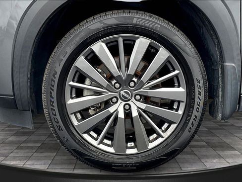 Used 2022 Nissan Pathfinder SL w/ SL Premium Package image 9