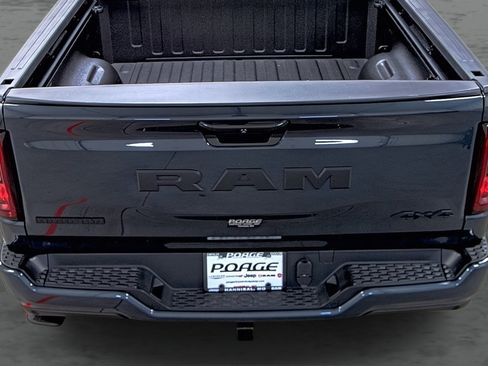 Used 2025 RAM 1500 Big Horn AWD/4WD image 11