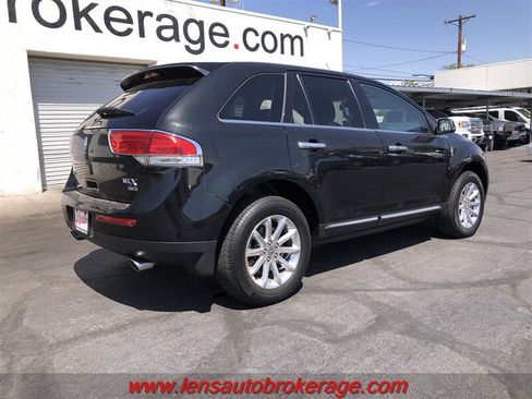 Used 2014 Lincoln MKX AWD w/ Equipment Group 102A image 6