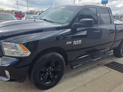 Used 2014 RAM 1500 Express image 3