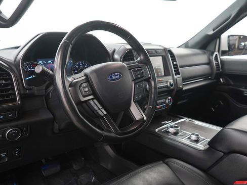 Used 2018 Ford Expedition Max Limited w/ Equipment Group 301A AWD/4WD image 27