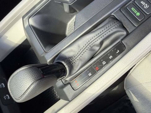 Used 2024 Honda Accord LX image 27