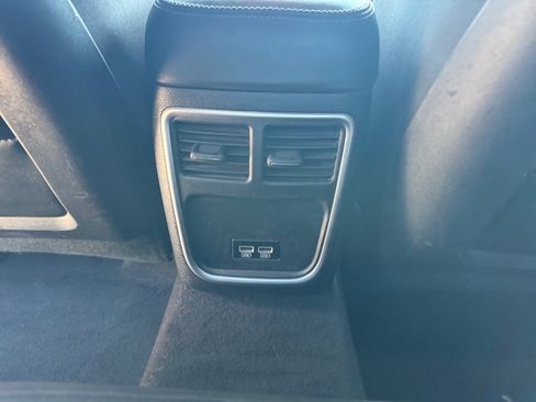 Used 2017 Dodge Charger R/T Scat Pack w/ Beats Audio Group RWD image 32