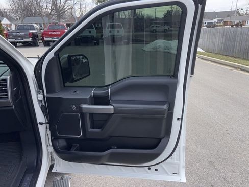 Used 2019 Ford F150 Platinum w/ Equipment Group 701A Luxury image 47