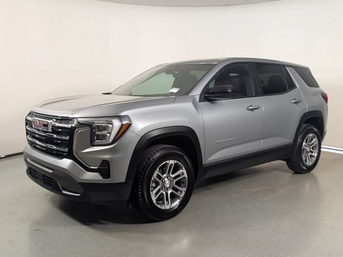 Used 2026 GMC Terrain Elevation FWD image 3