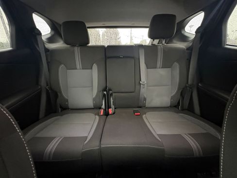 Used 2025 Chevrolet Blazer LT image 40