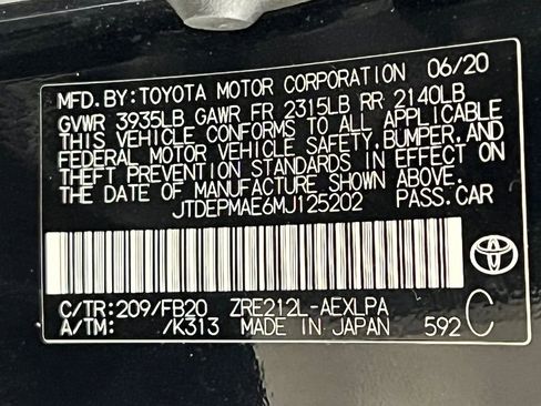 Used 2021 Toyota Corolla LE image 33