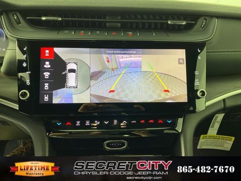 New 2026 Jeep Grand Cherokee Limited image 23