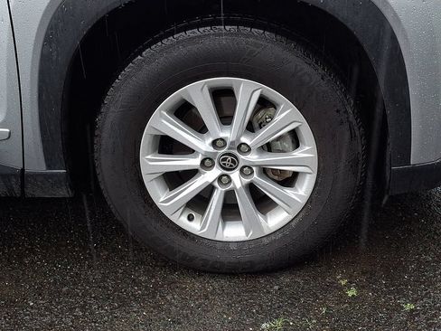 Used 2025 Toyota Grand Highlander AWD Hybrid image 33