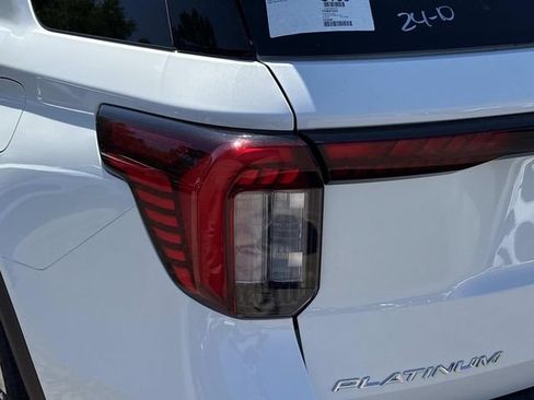 New 2026 Ford Explorer Platinum w/ LUX Leather Package AWD/4WD image 11