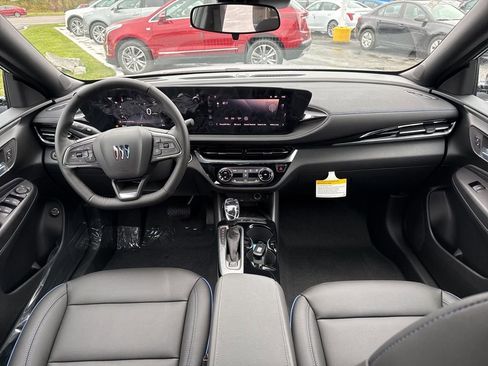 New 2026 Buick Envista Sport Touring image 6