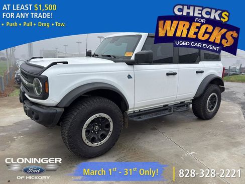 Used 2023 Ford Bronco Black Diamond w/ Sasquatch Package image 1