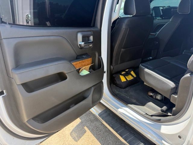 Used 2019 Chevrolet Silverado 2500 High Country w/ Duramax Plus Package AWD/4WD image 15