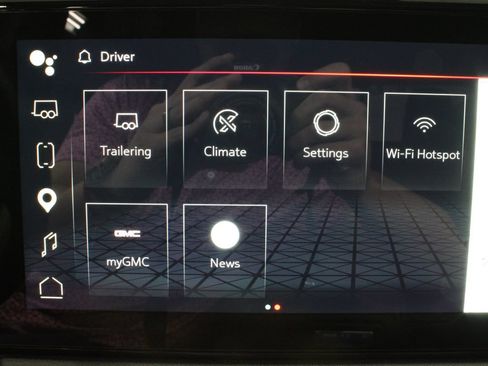 Used 2026 GMC Sierra 2500 AT4 w/ Technology Package AWD/4WD image 33