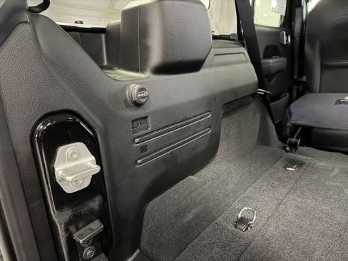 Used 2024 Jeep Wrangler Willys image 28