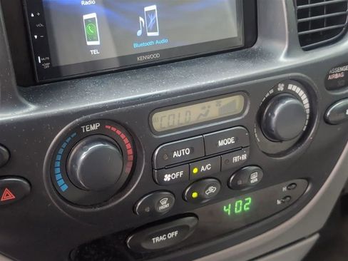 Used 2006 Toyota Sequoia SR5 image 29