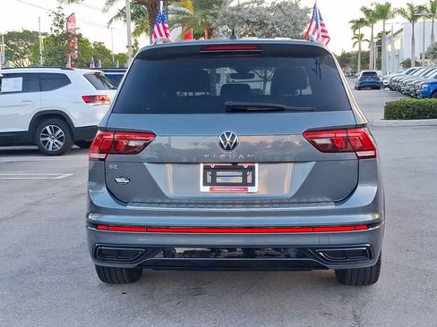Used 2024 Volkswagen Tiguan SE R-Line FWD image 5
