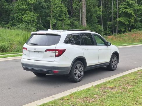 Used 2022 Honda Pilot Sport image 5
