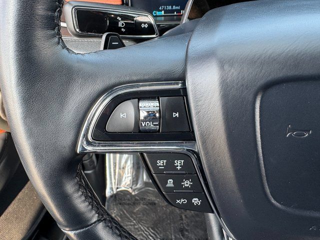 Used 2022 Lincoln Navigator L Reserve AWD/4WD image 25