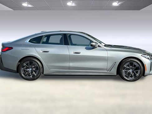 Used 2025 BMW i4 eDrive40 w/ Premium Package image 7