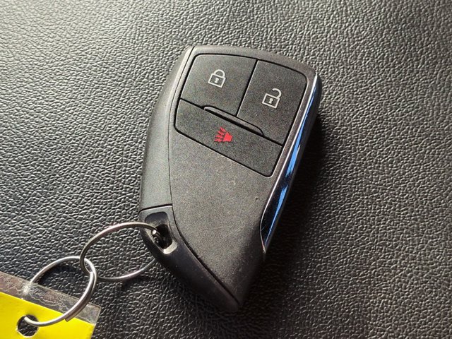 Used 2025 Chevrolet Colorado Trail Boss AWD/4WD image 27