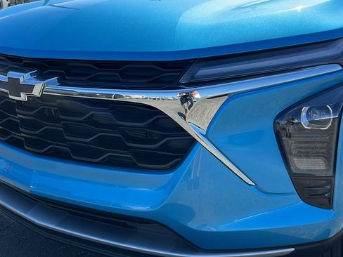 New 2026 Chevrolet Trax LT w/ LT Convenience Package image 9